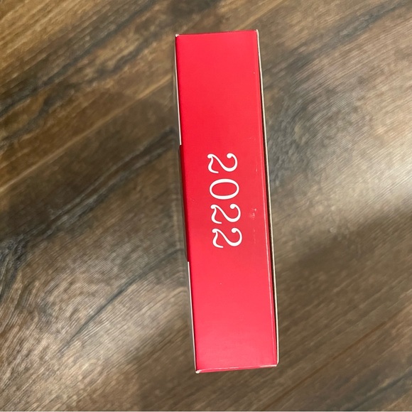 Hallmark Keepsake Ornament - Healthcare Hero 2022 - Picture 2 of 4